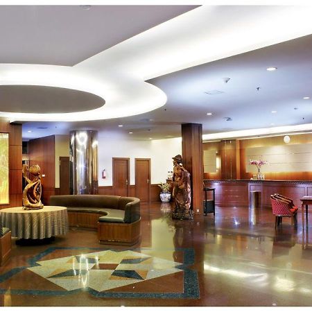 Sanno Hotel Jacarta Exterior foto