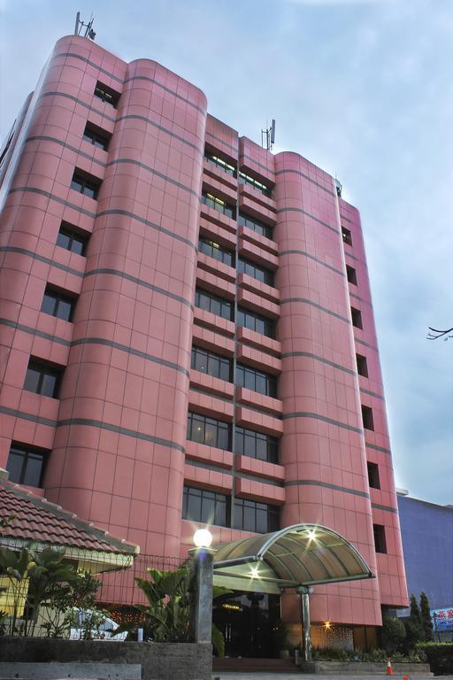 Sanno Hotel Jacarta Exterior foto